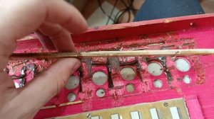 НЕТ СТРОЯ НА ГАРМОНИ. ОТОРВАЛСЯ РЕЗОНАТОР. Любительская цельнопланочная До диез мажор. РЕМОНТ