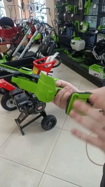 Аккумуляторный кусторез greenworks 2008207 shorts