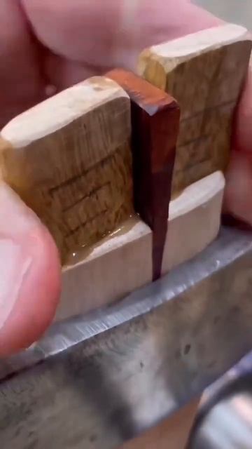 Правильный способ починить топор смотреть онлайн