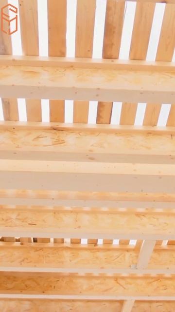 Мы делаем настил и лестницу под процесс строительства смотреть онлайн