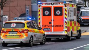 Bild: автомобиль въехал в группу школьников под Кельном