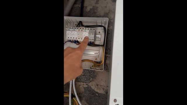 Інвертор Daye 6кВт. Підключення #інвертор #daye #відновлюва смотреть онлайн