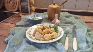 Цветная капуста в кляре с соусом цацики..