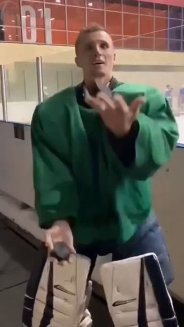 31 октября день хоккейного вратаря #хоккей #игра смотреть онлайн