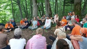 Лекция о йогинах прошлого Андреем Верба на преподавательском йога туре. Мезмай 2022