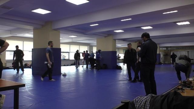 Взвешивание борцов до 57 кг на первенстве Дагестана 2024 смотреть онлайн