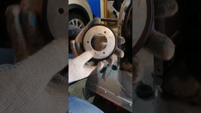 Снегоуборщик Ресанта СБ 8100 Э. Замена фрикционного дис? смотреть онлайн