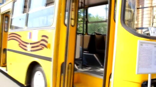 II петербургский парад ретро-транспорта