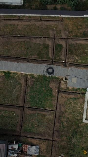 Траншеи под систему автополива #автополив #поливцентр смотреть онлайн