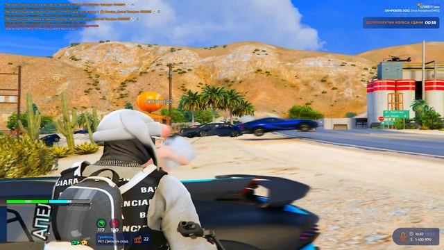 ВСТРЕТИЛ СМЕШНОГО ЧИТЕРА на GTA 5 RP (gta5rp | гта5рп) смотреть онлайн