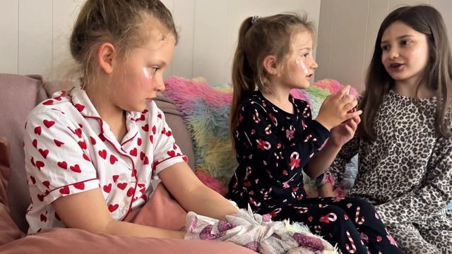 Пижамная вечеринка с масочками! Уход за собой с подруж