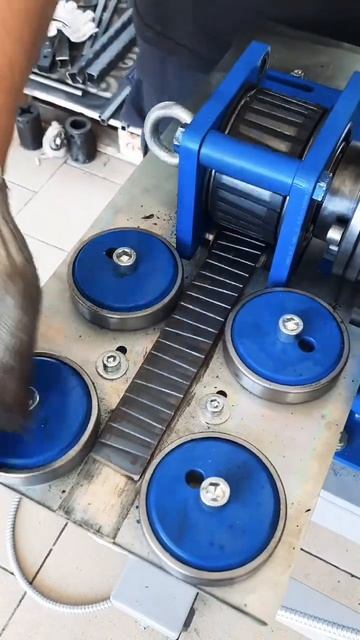 Зуброн работает как часы ⏰️ #холоднаяковка смотреть онлайн