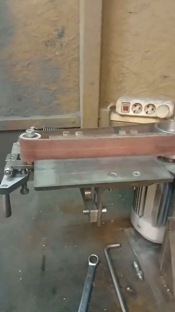 гриндер поворотный смотреть онлайн