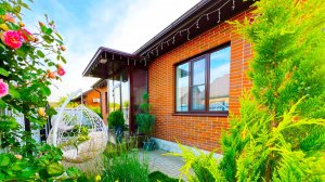 Добротный дом с дизайнерским ремонтом и собственной купелью в предгорье Краснодарского края