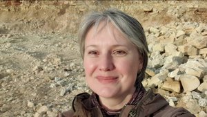 В Подмосковье за самоцветами и окаменелостями в работающий карьер