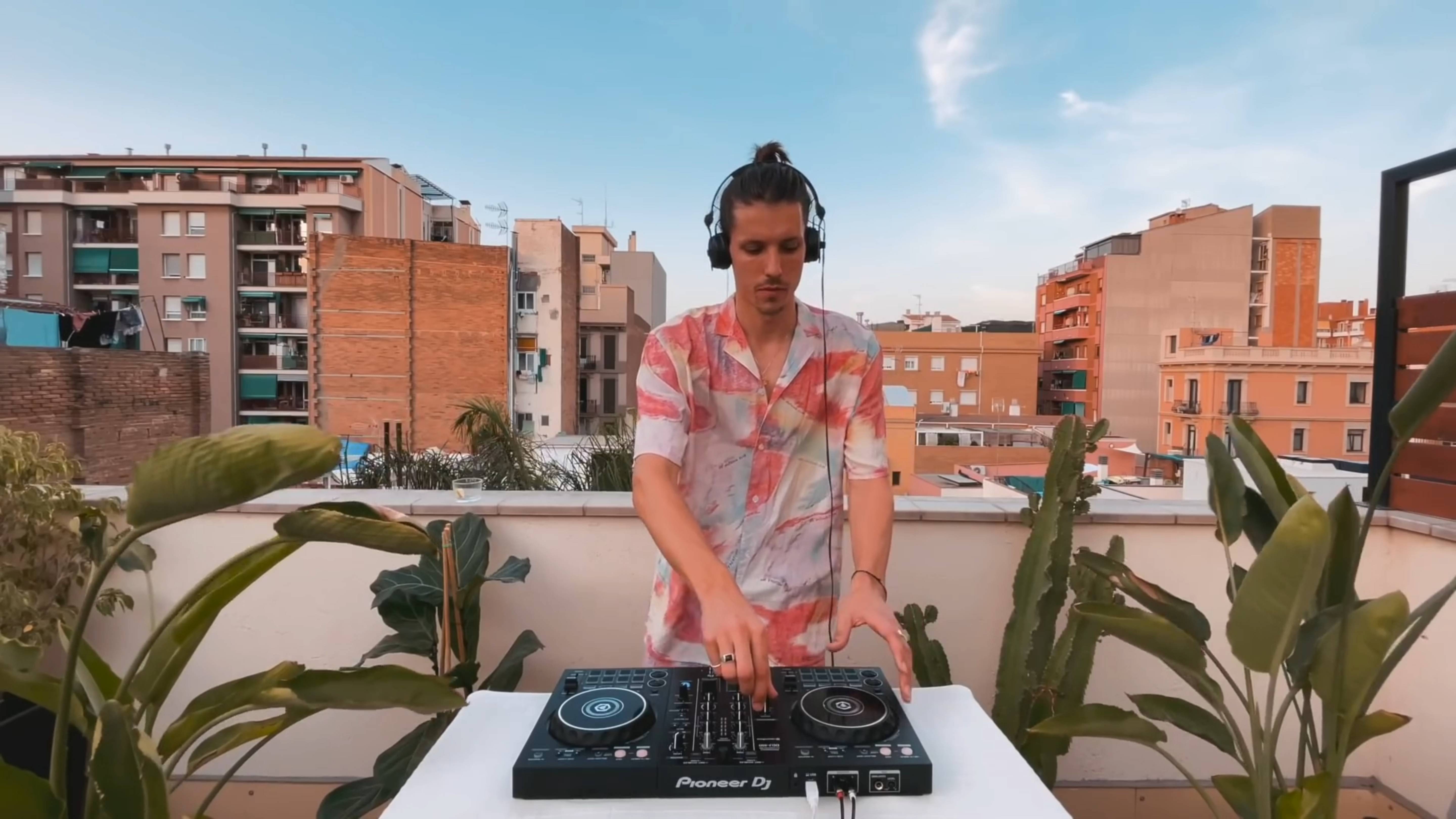 Chris Luno - deep house rooftop mix barcelona