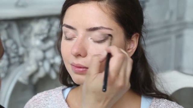 Летний макияж на косметике ТМ Visage Cosmetics короткий вари
