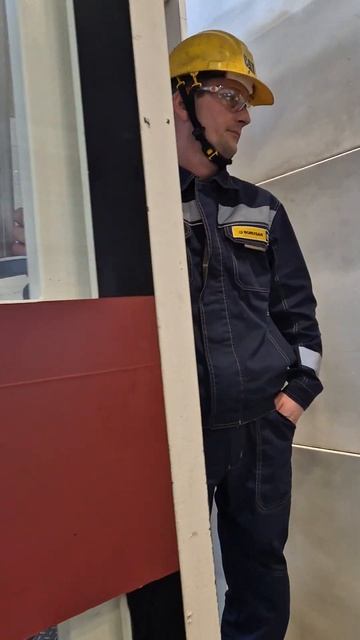 Чистовая обработка передней ступицы самосвала Cat(777) п? смотреть онлайн