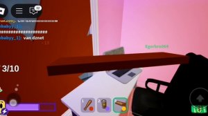 Мы с Ромай играем в роблокс