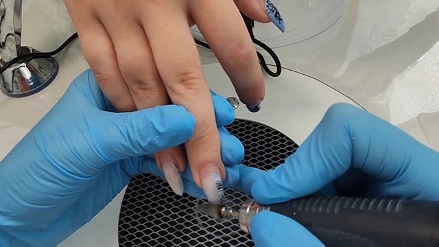 клиентка хочет носить ногти 3 месяца.Рисуй мне лимоны ? смотреть онлайн