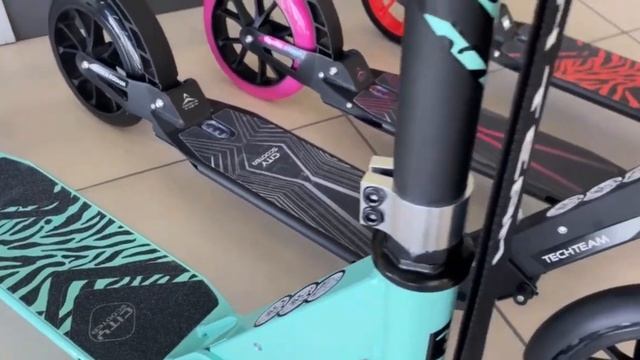 Самокат городской Tech Team City Scooter смотреть онлайн