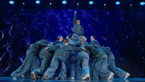 Чувственный танцевальный номер от девочек ТОДЕС ЛАПИНО