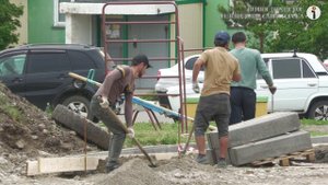 В Саяногорске идут работы по благоустройству