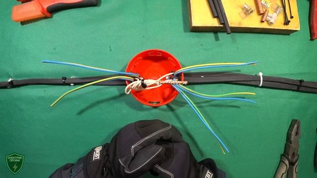 Правильная скрутка кабельных жил ("проводов"). Соедине? смотреть онлайн