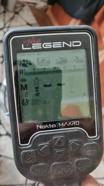 Nokta Makro Legend Видит!!!!!стопку монет. смотреть онлайн