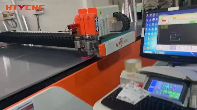 Резак для резки мягких кристаллов ПВХ/станок для резк? смотреть онлайн