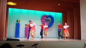 Танец на песню "Веселись, народ" :)