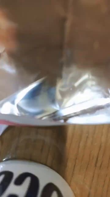 она сначала была растаявшая но потом мы положили в х? смотреть онлайн