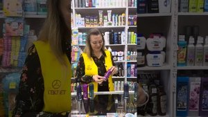 Используй лак для волос с блестками правильно!