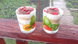 Пирожное в стакане. Небольшая прогулка. Распаковка вб