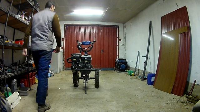 Мотоблок Дтз 513БН. Проблеми карбюратором. смотреть онлайн