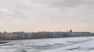 Река Нева вид с Троицкого моста