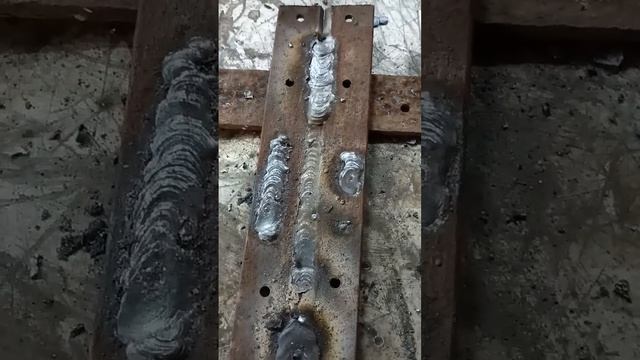 Сварочный аппарат инверторный DEKO 250А DKWM250A Mini за 3759р пе? смотреть онлайн