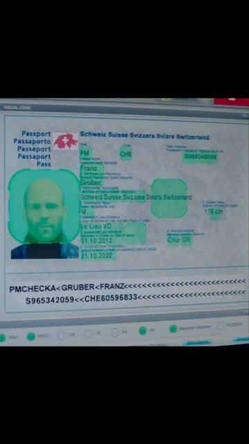 Название и посмотреть фильм можно в моём тг канале смотреть онлайн