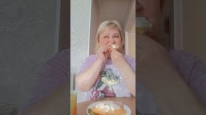 Завтраками вместе. Жара...
