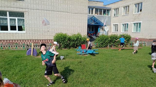 Запускаем ПАРАШЮТЫ. Группа "Сказка" смотреть онлайн