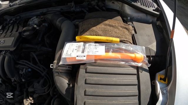 Замена направляющей масляного щупа 1.6 bse Шкода Октавия смотреть онлайн