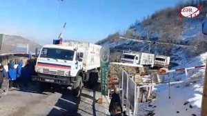 Автоколонна российских миротворцев беспрепятственно