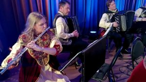 Роберто Молинелли “Танго клуб”.