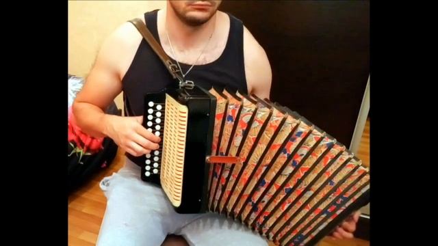УМЕНЬШЕННАЯ ГАРМОНЬ. Кировская Восток Ля мажор.  РЕМОНТ. Старое видео.