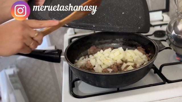 НЕВЕРОЯТНОЕ ТЕСТО!Вкуснейший жареные пирожки с мяса!