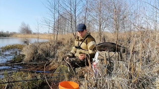 РЫБАЛКА НА РЕЧКЕ!*поймал разную рыбу* смотреть онлайн