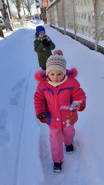 зима и ем мороженое смотреть онлайн