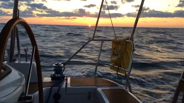 Яхта ВС970 Чёрное море, вечерний Релакс смотреть онлайн