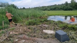 Очистка озера от телореза и водорослей. Пруд на даче