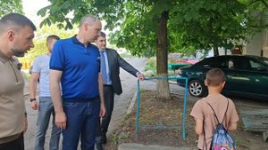 Глава Свердловской области оценил ход благоустройства в Тельмановском округе